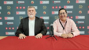 Arturo-Villanueva-y-Rafael-Marquez-1-696x392