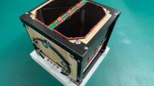 lignosat-primer-satelite-madera-mundo_98