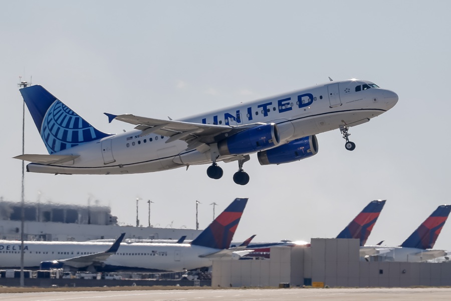 Casi 2.000 vuelos cancelados en medio del cierre del Gobierno en EEUU